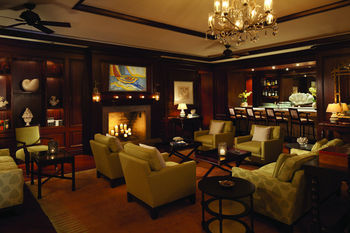 Hotel Lounge